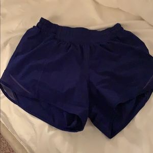 lululemon shorts (dark blue)